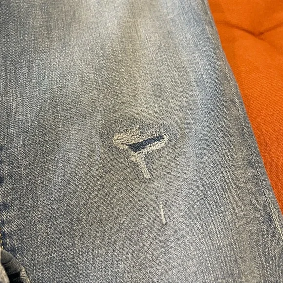 LEVI’S 724 HIGH RISE SLIM STRAIGHT WOMEN'S
JEANS - Picture 7 of 15